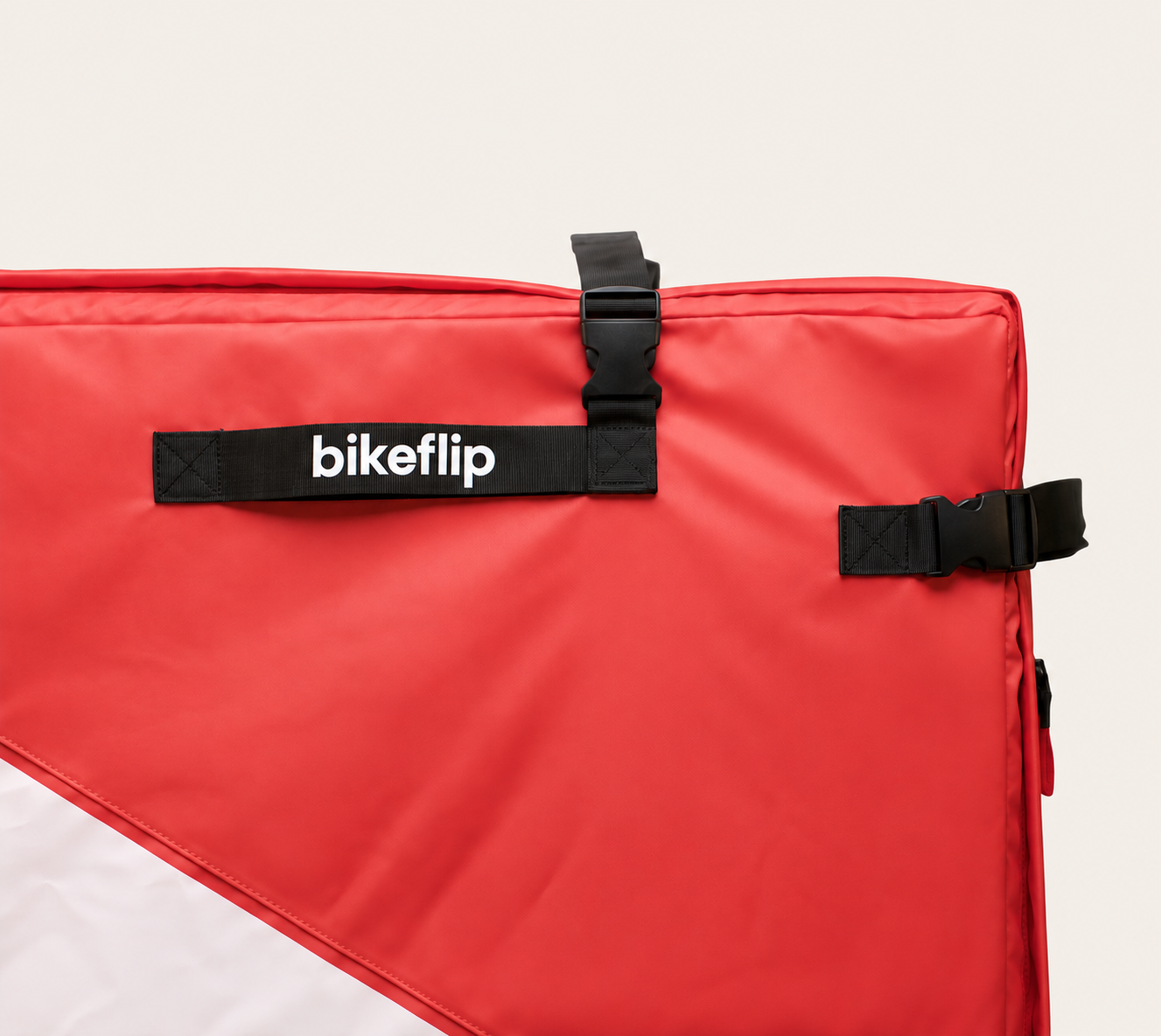 Bikeflip Go reinforced handle and zipper detail